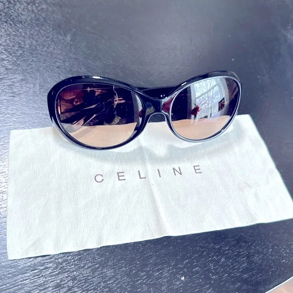 Celine | Accessories | Celine Triomphe Black Gold Tone  display picture 2